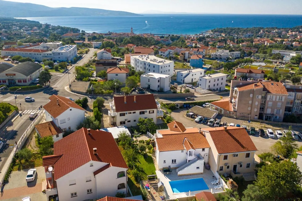 Apartments Lijan Krk Town 0*,