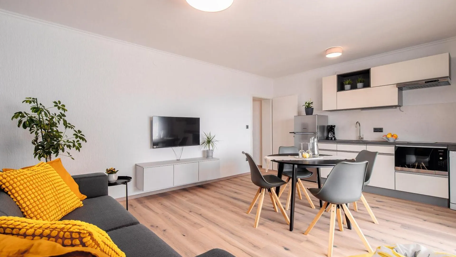Apartments Lijan Krk Town