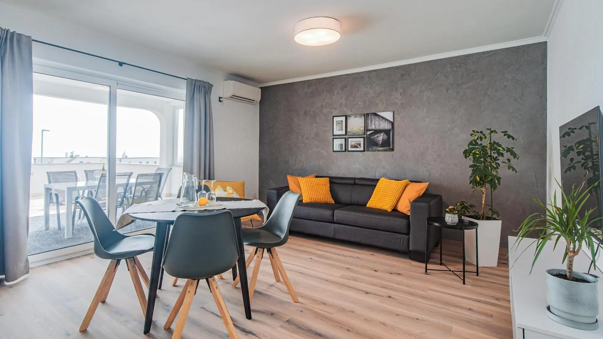 Apartments Lijan Krk Town 0*,  Κροατία
