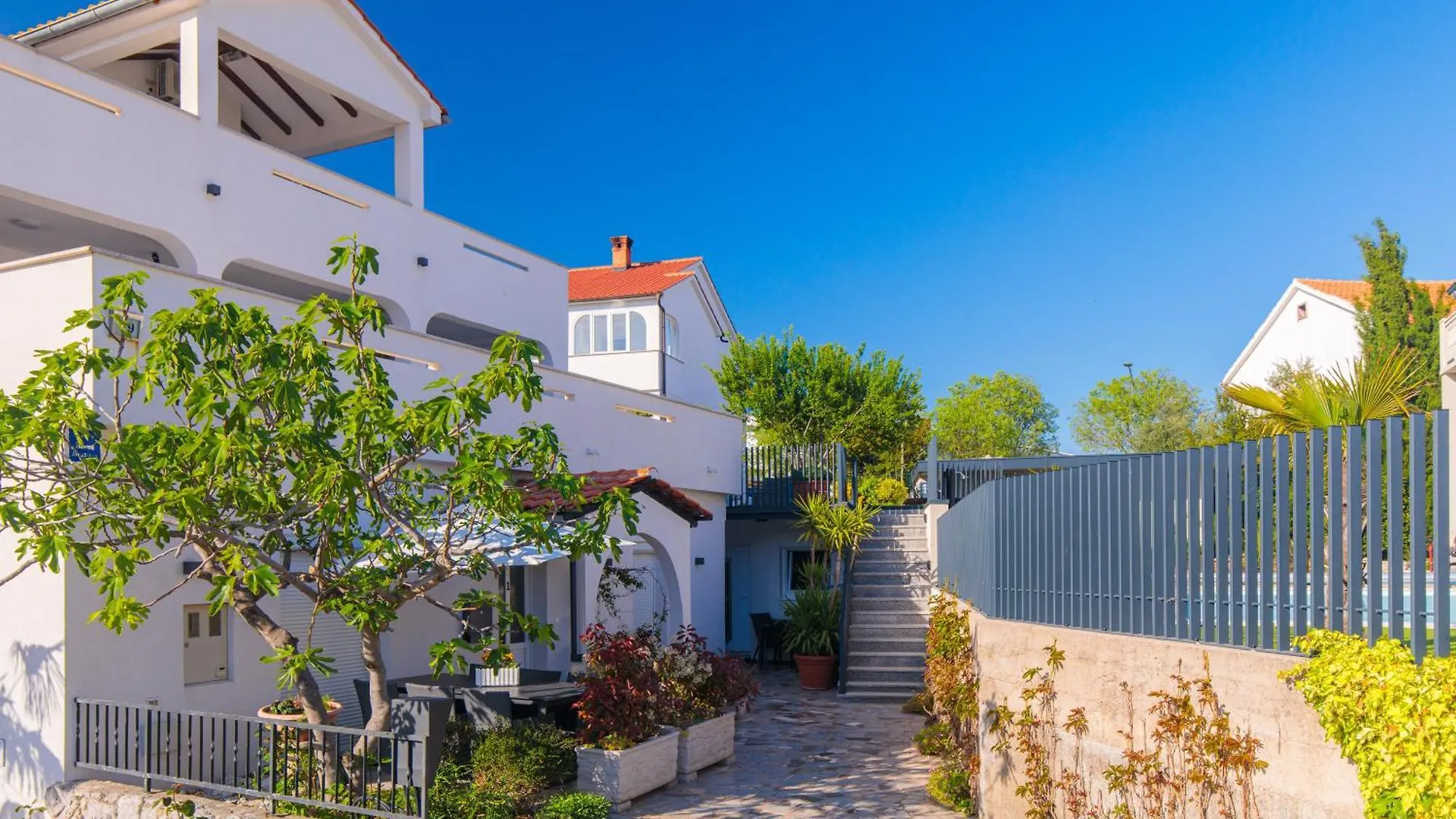 Apartments Lijan Krk Town